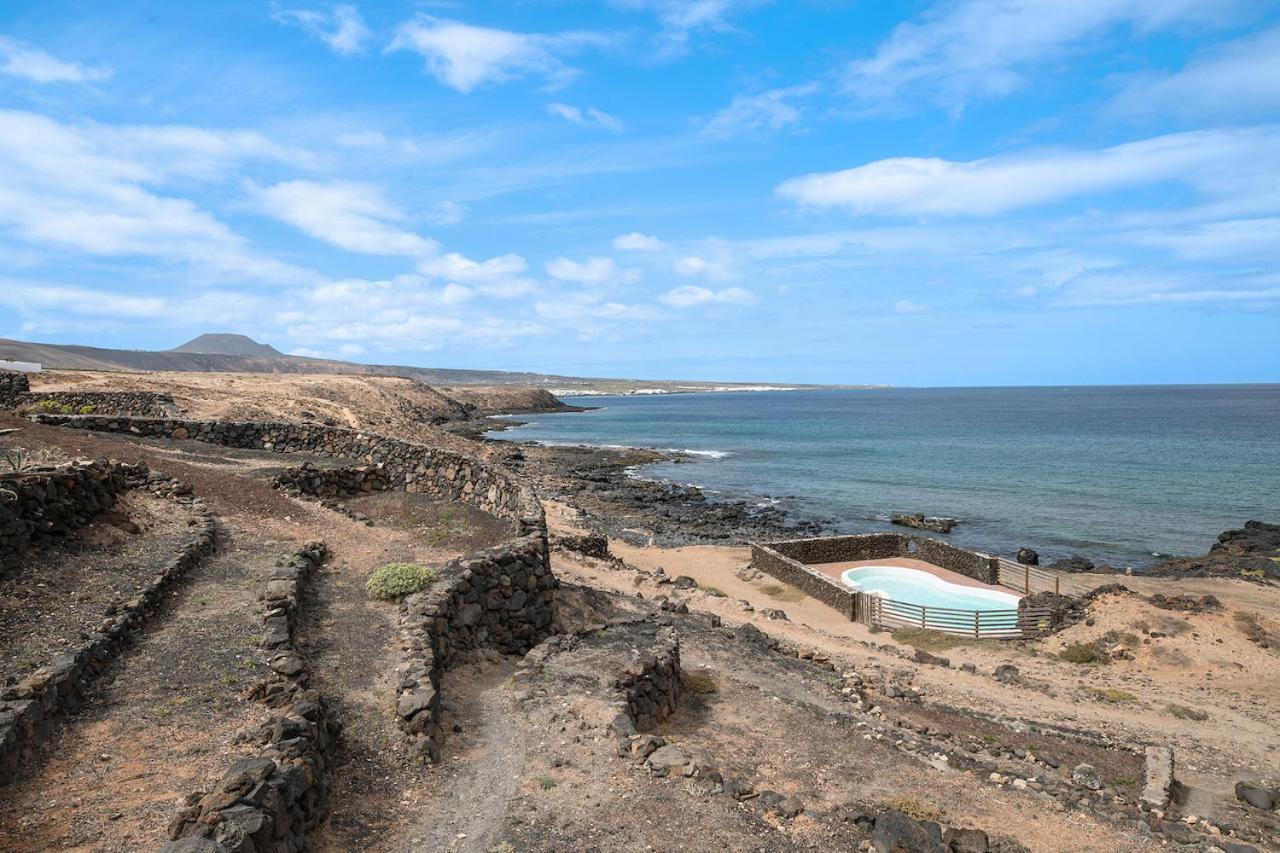 Playa Marina Eco Beach And Pool Bungalow Mala View أرايتا المظهر الخارجي الصورة