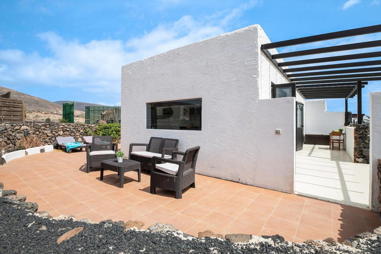 Playa Marina Eco Beach And Pool Bungalow Mala View أرايتا المظهر الخارجي الصورة